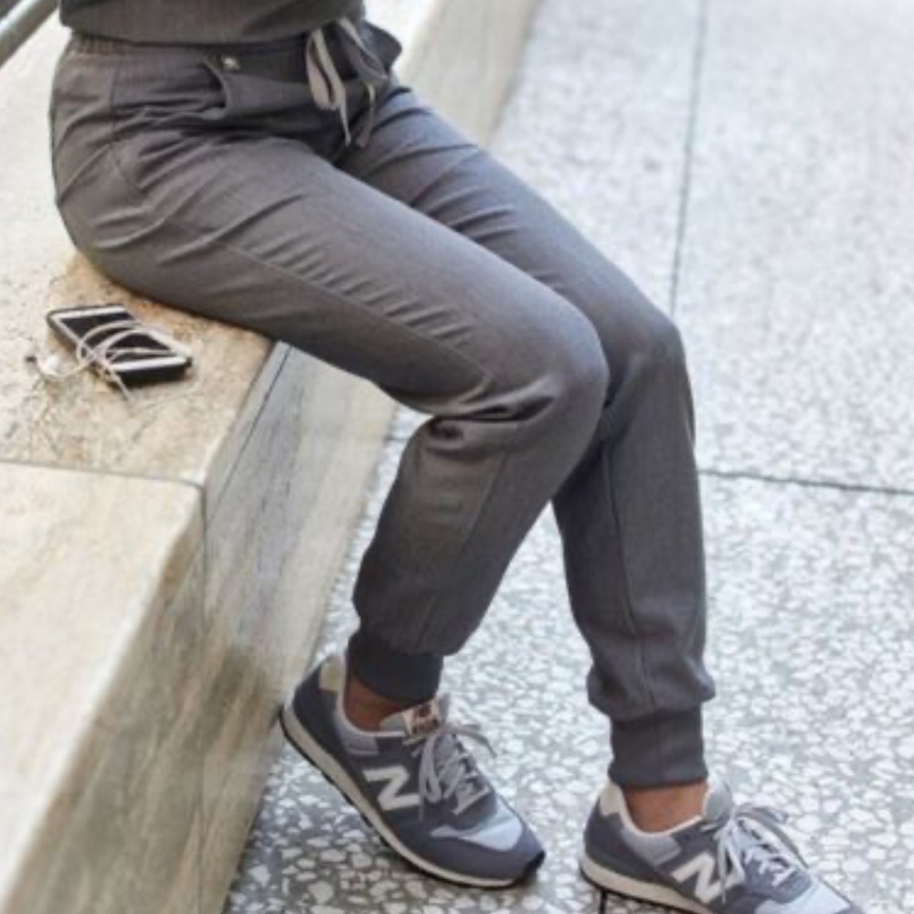 Figs jogger scrub pants